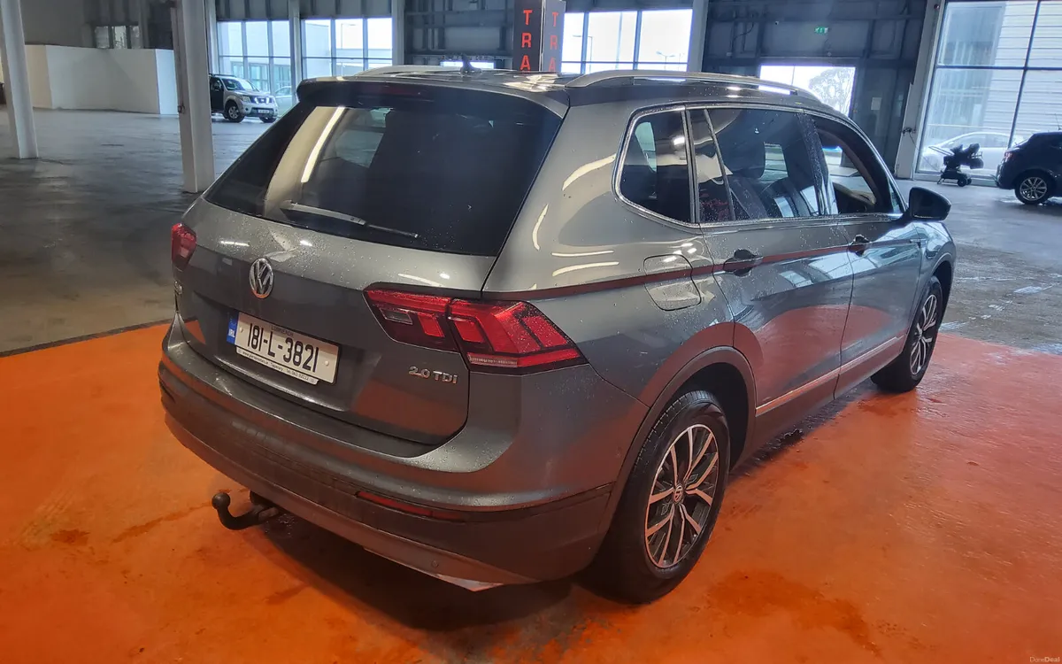 Volkswagen Tiguan 2018 - Image 3