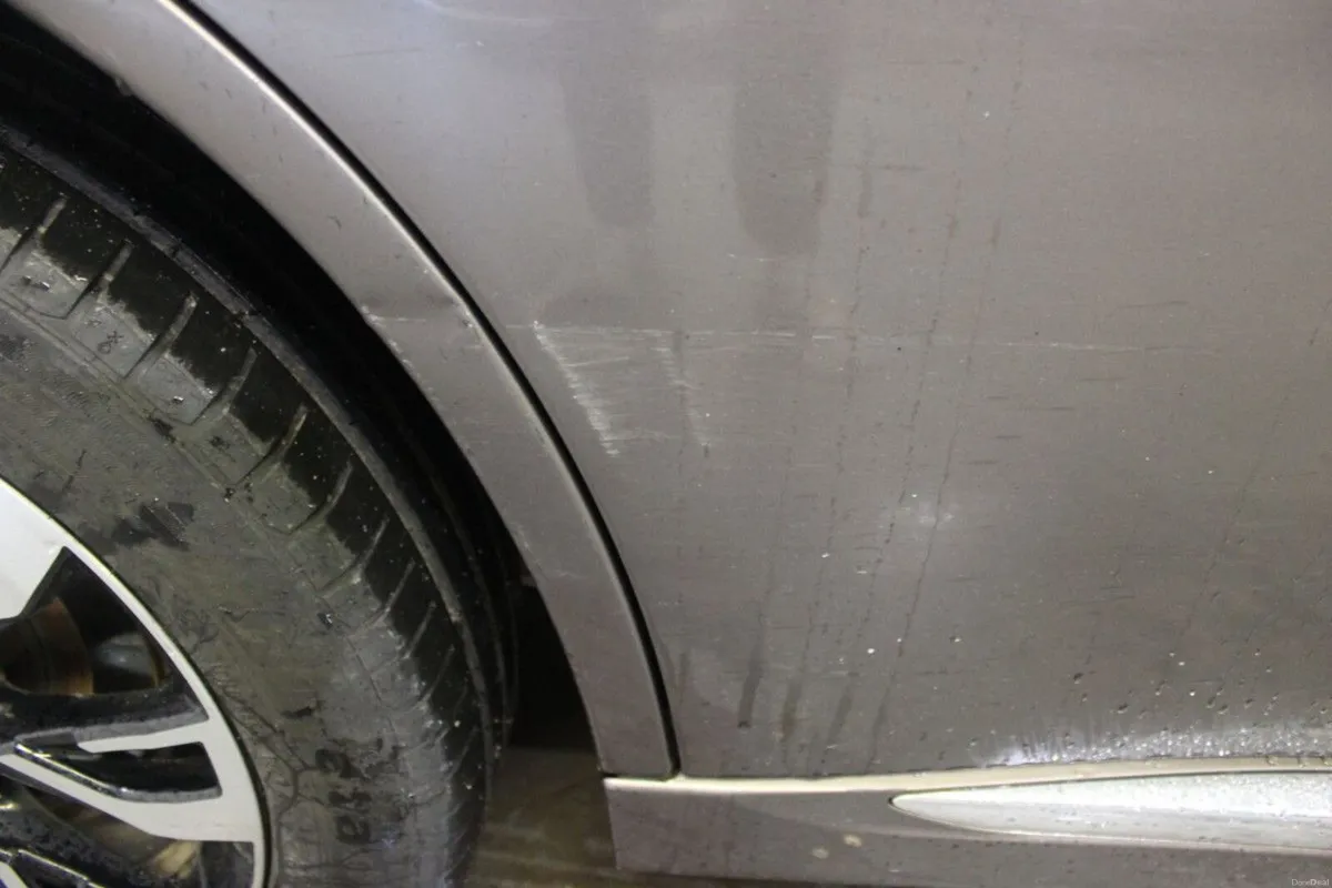 Mitsubishi Outlander PHEV 2.0L MIVEC 4WD - TENDER - Image 4