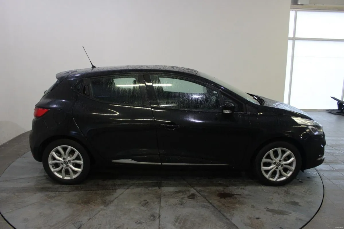 Renault Clio 1.2 16V 75 DYNAMIQUE NAV - TENDER 32 - Image 3