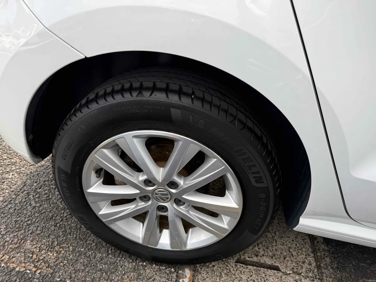 VOLKSWAGEN POLO 1.2 TSI AUTO 2016 - Image 4