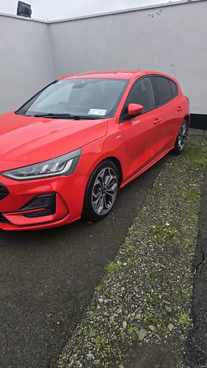 Ford Focus 2023 - Image 3