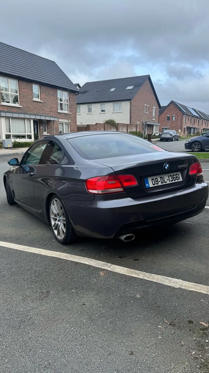 Bmw (320D) E92 M-sport - Image 3