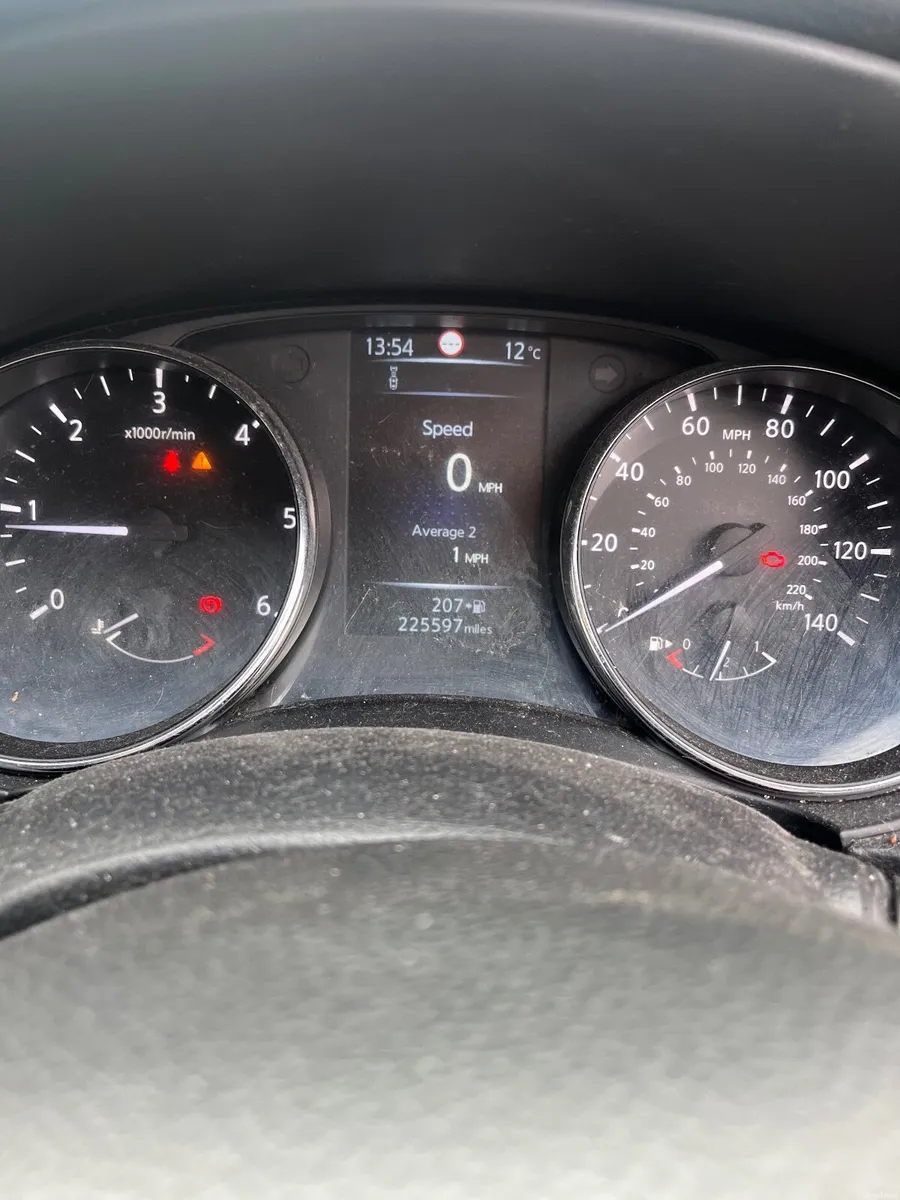 Nissan Qashqai 2015 - Image 3