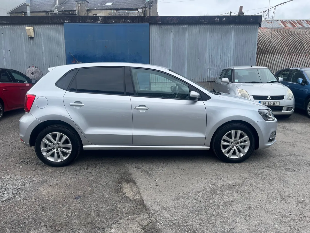 2016 VOLKSWAGEN POLO, ONLY 22,000KLM, COMFORTLINE - Image 2