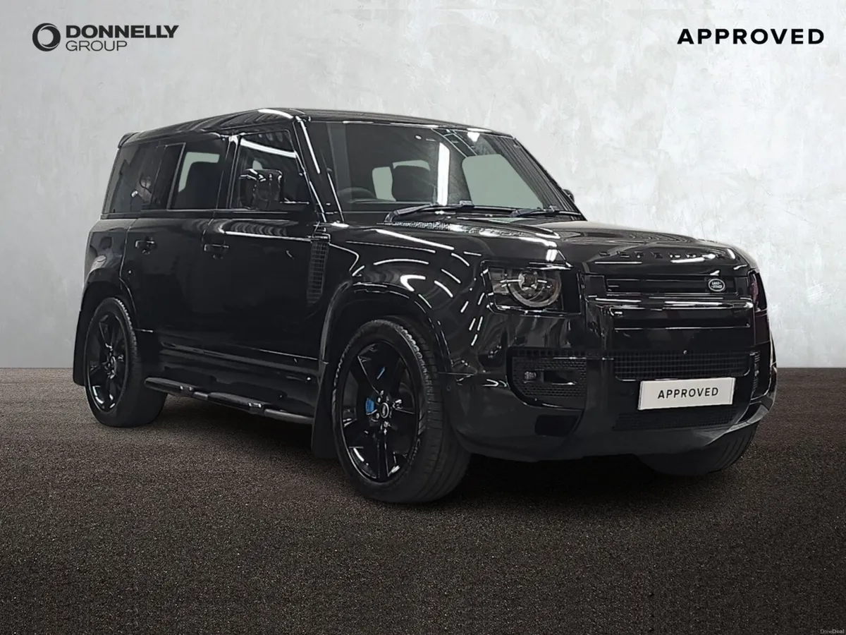 Land Rover Defender Estate - Image 1