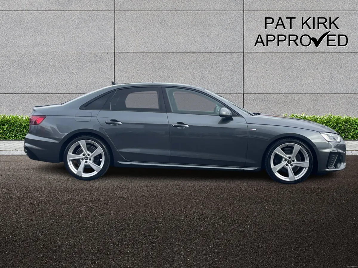 Audi A4 Diesel Saloon S Line - Image 3