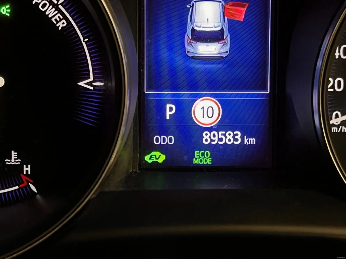 Toyota C-HR 2019 - Image 2