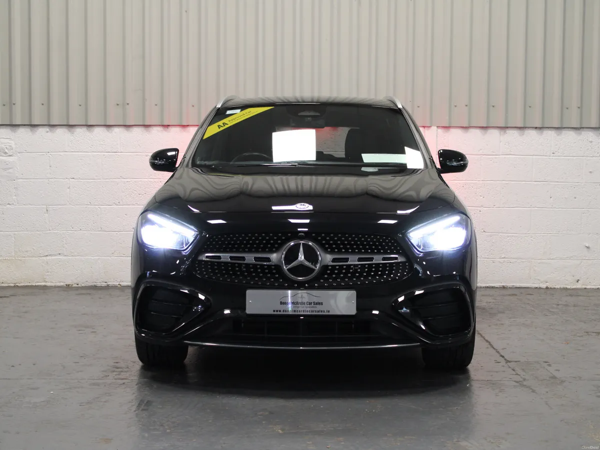 Mercedes-Benz GLA 2024 - Image 2