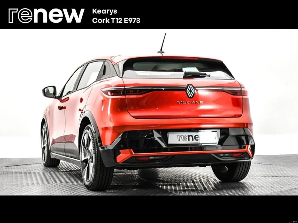 Renault Megane E-Tech Techno EV60 220hp - Image 4