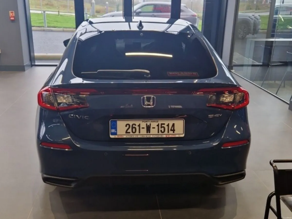 Honda Civic 2.0 i-MMD Hybrid Sport - Image 3