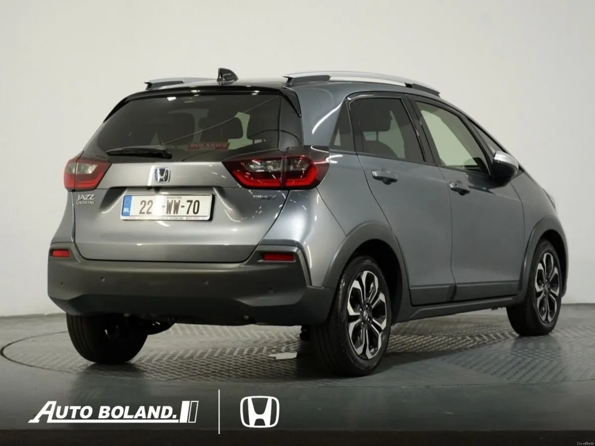 Honda Jazz 1.5i-MMD HEV EX CROSSTAR - Image 3