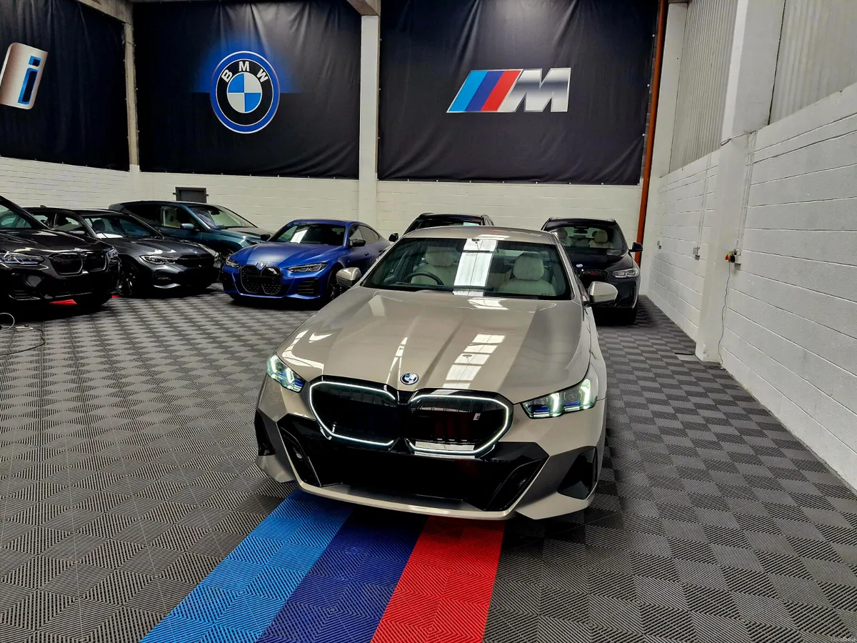 I5 M SPORT PRO ( INDIVIDUAL ) (MASSIVE SPEC) - Image 3