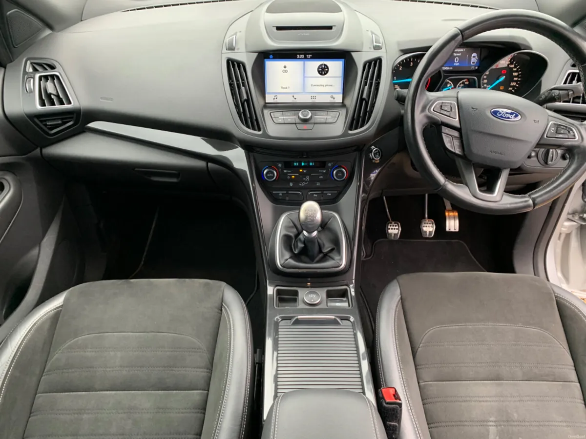 Ford Kuga 2017 ST LINE Diesel - Image 4