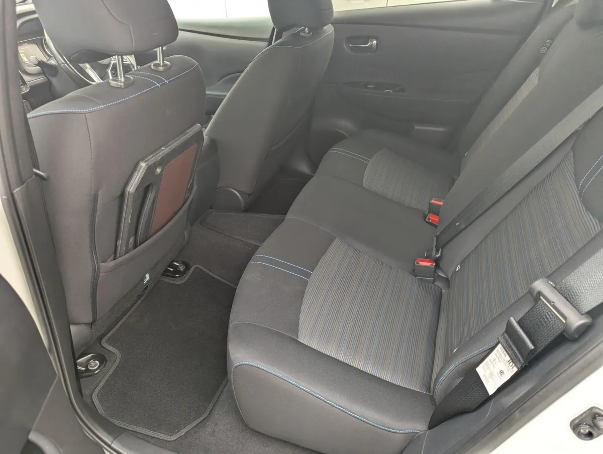 NISSAN LEAF 2019 - Image 3