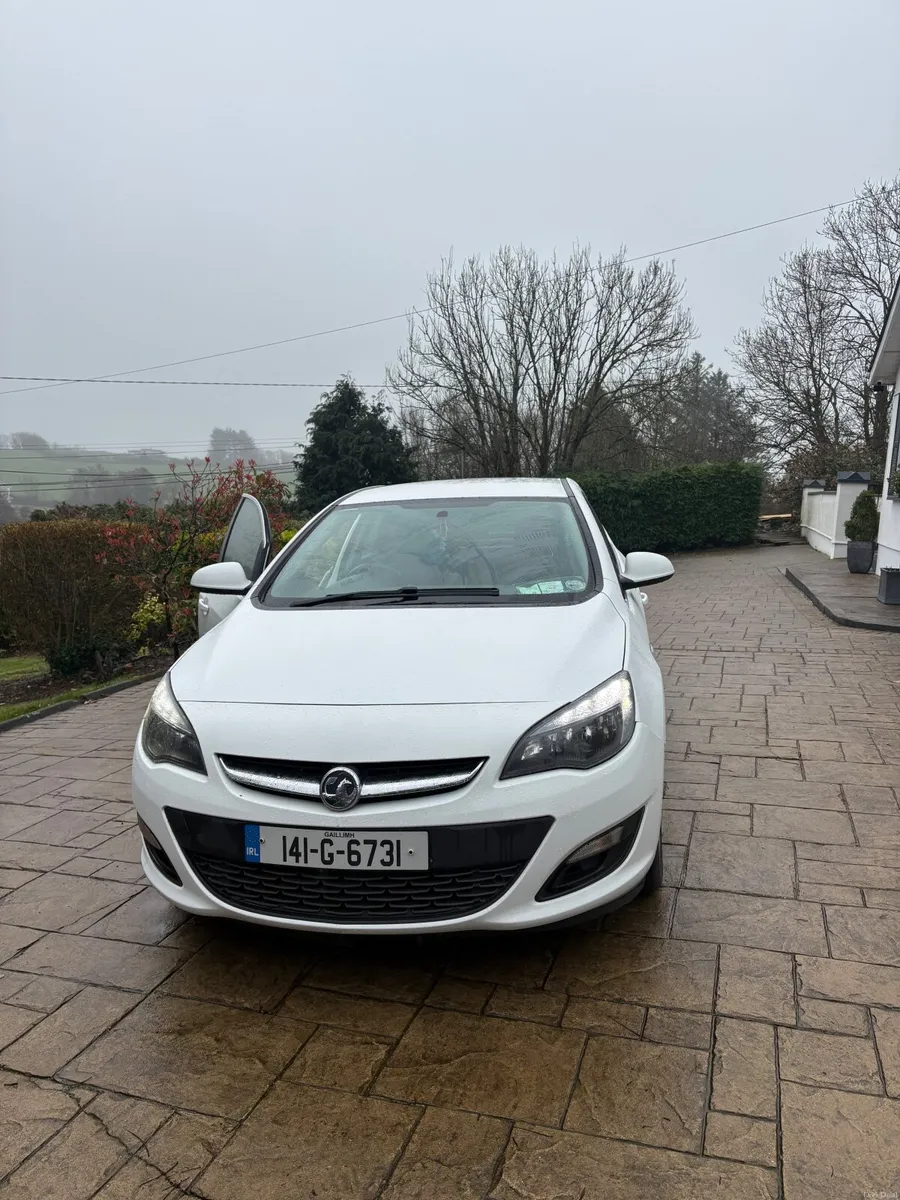 Vauxhall Astra 2014 - Image 2