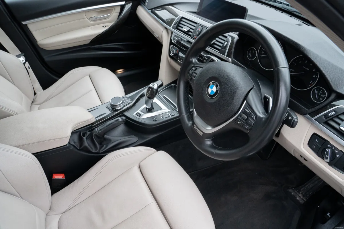330E Petrol Hybrid Automatic Individual Spec - Image 2