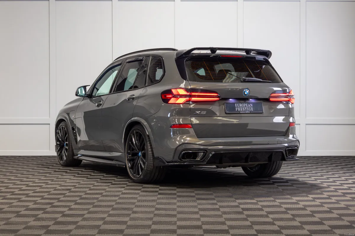2024 BMW X5 X-Drive 50e M-Sport - Image 4