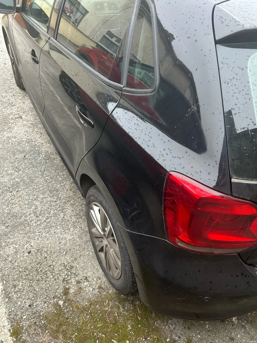 Volkswagen polo - Image 2