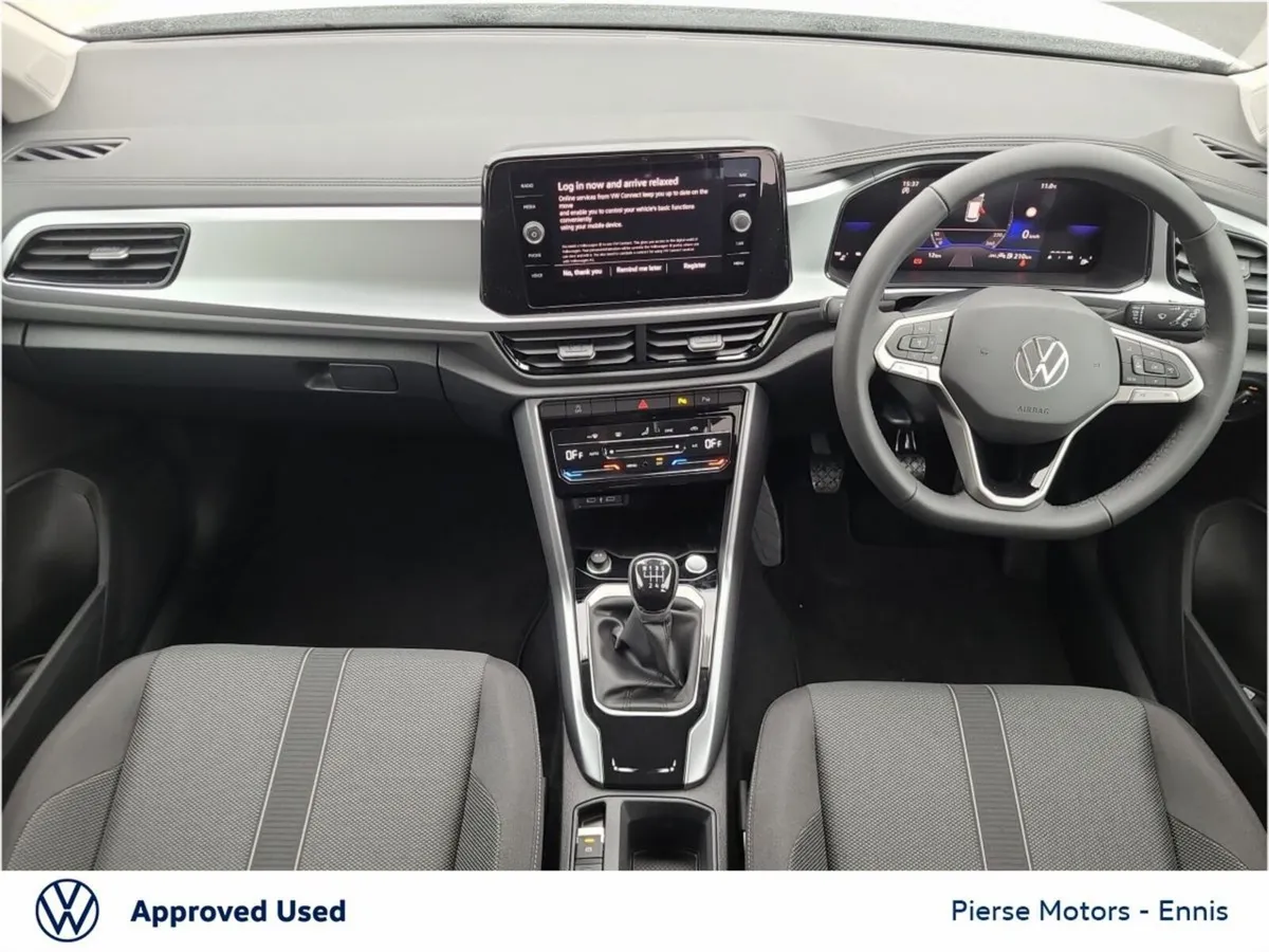 Volkswagen T-Roc EDITION 75 2.0TDI M6F 116HP - Image 4