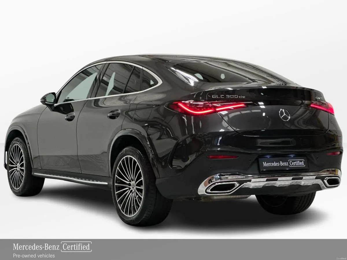 Mercedes-Benz GLC GLC300 DE 4Matic Coupe AMG Line - Image 4