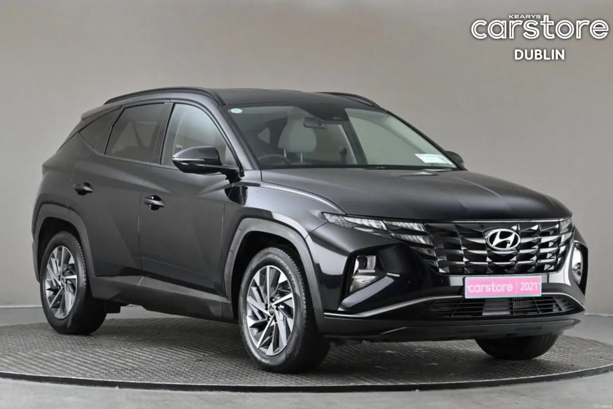 Hyundai Tucson 1.6 CRDI EXECUTIVE 6SPD **LOW MILEA - Image 1