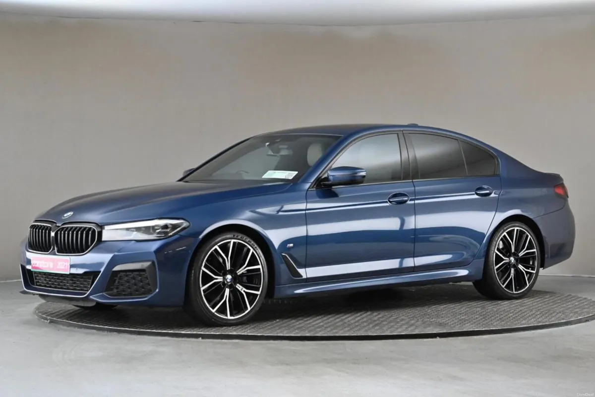 BMW 5-Series 520D M SPORT 5SMA - Image 4