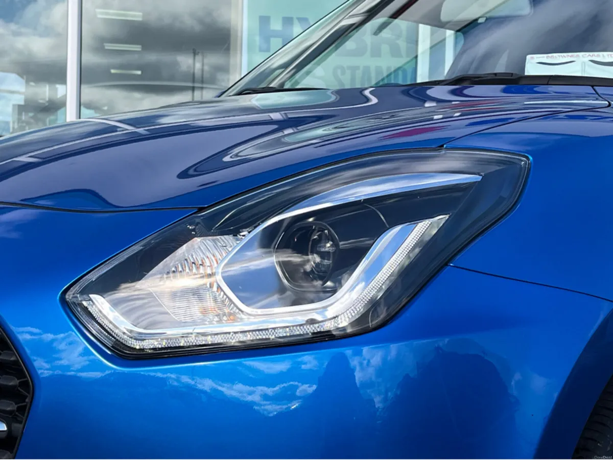 Suzuki Swift 1.2 DUALJET HYBRID SZ-L 5DR - Image 3