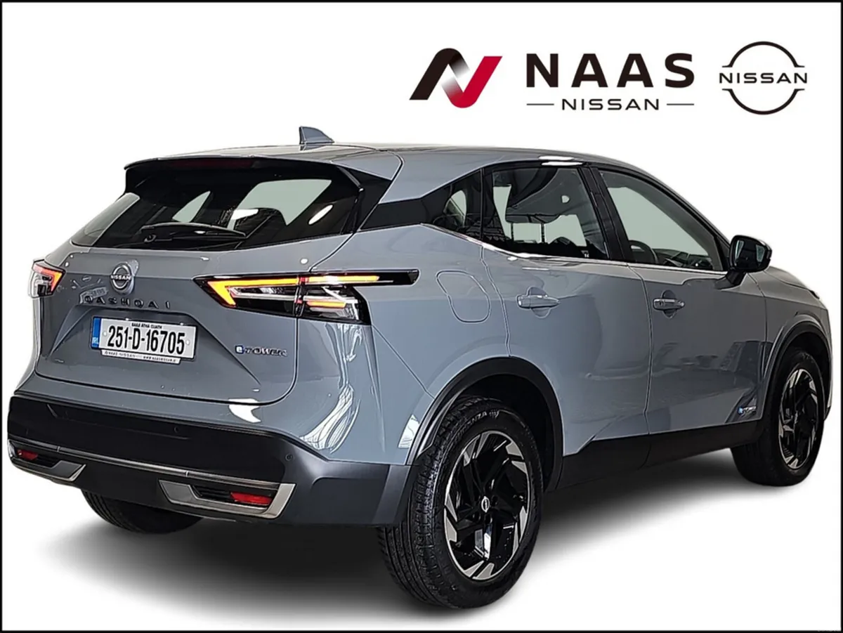 Nissan Qashqai E-POWER SV MY24 4DR A - Image 4