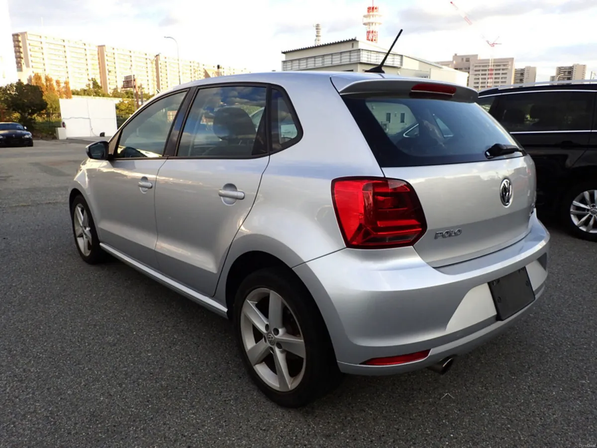 Volkswagen Polo 1.2 TSI HIGHLINE PLUS ALL-STAR PET - Image 4