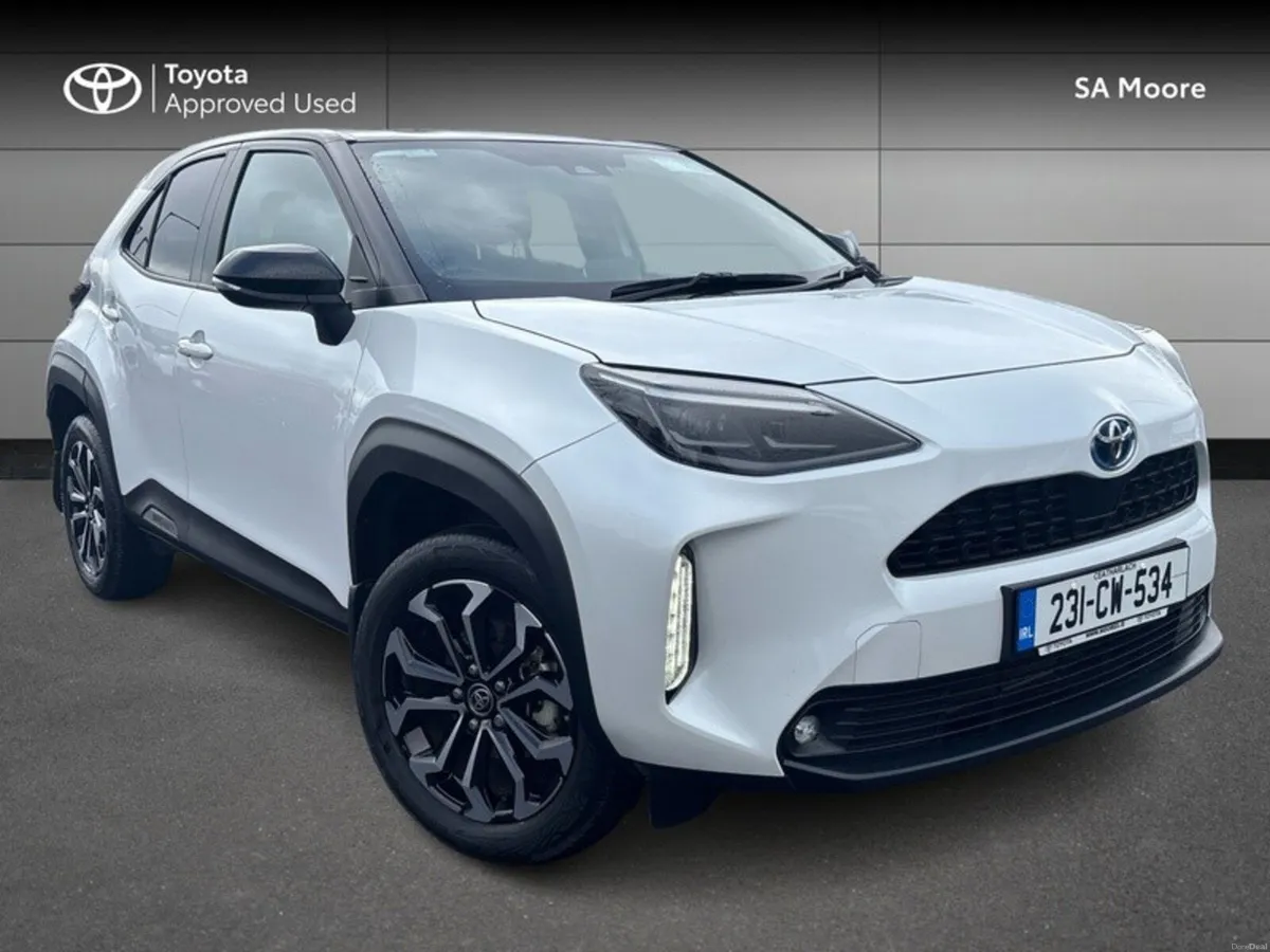 Toyota Yaris Cross HYBRID LUNA SPORT - Image 1