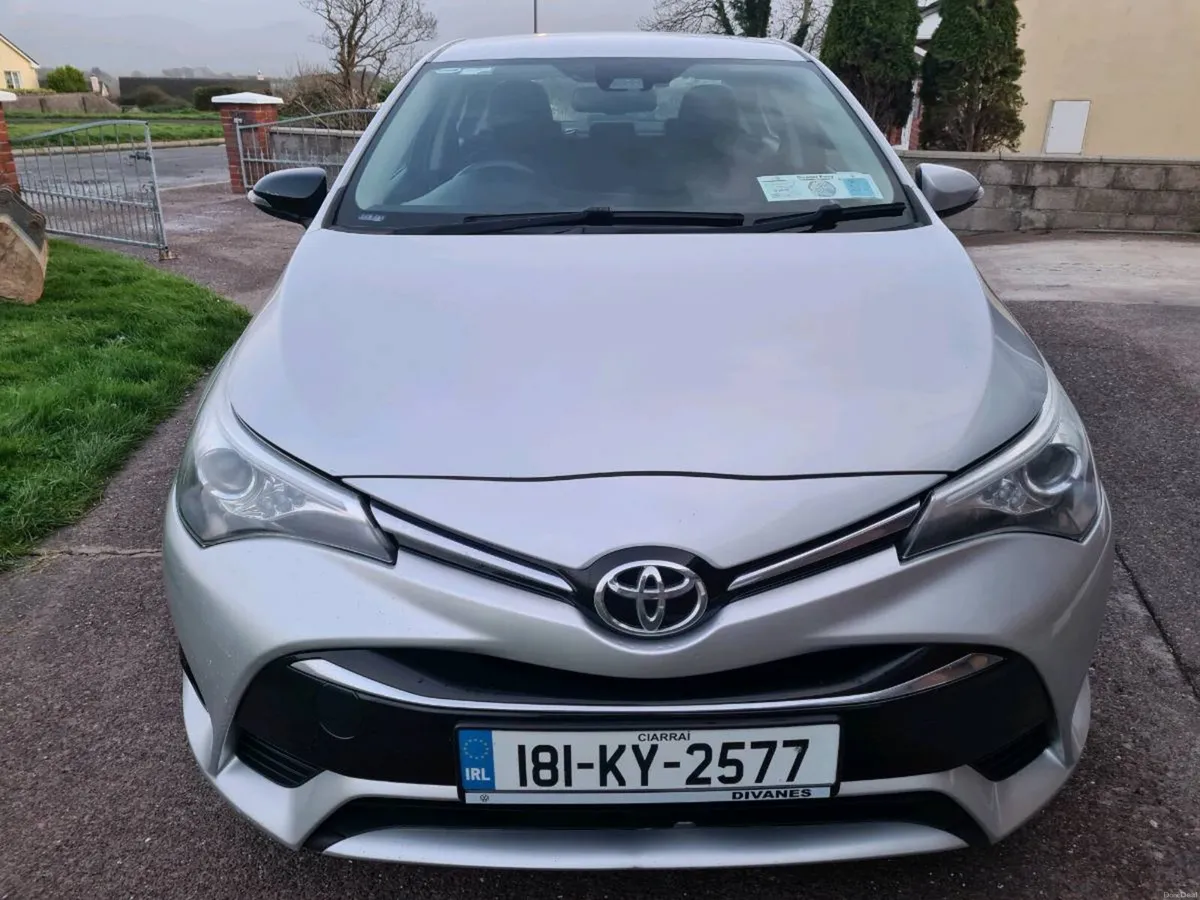 181Toyota Avensis  1.6 dsl - Image 4