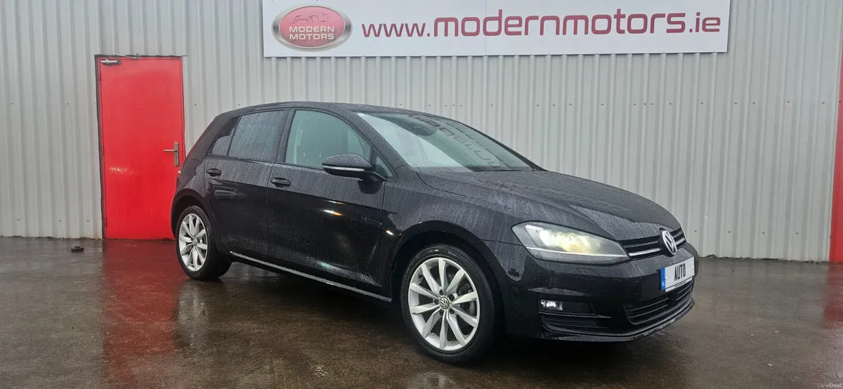 Volkswagen Golf auto 1.2 tsi dsg low kms - Image 1