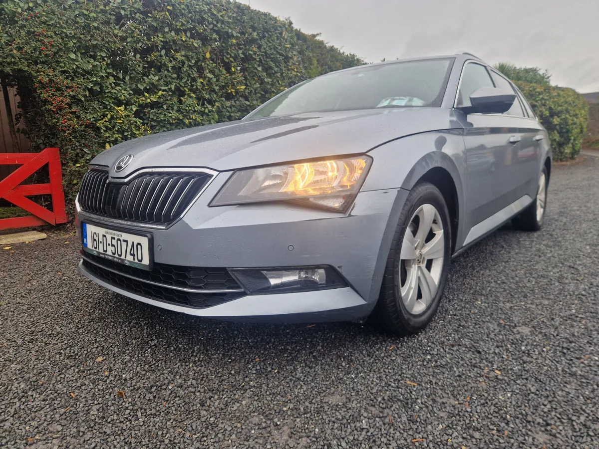 Skoda Superb COMBI 2016 - Image 2