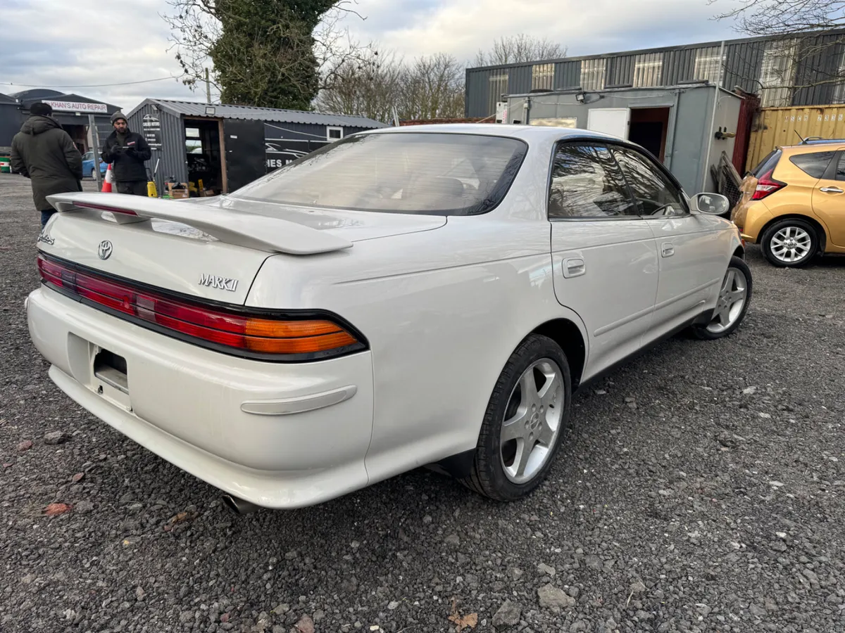 TOYOTA MARK 2 - Image 3