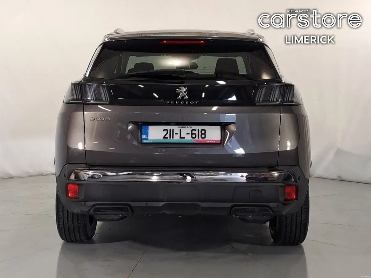 Peugeot 3008 1.2 PureTech 130bhp Auto Allure - Image 4