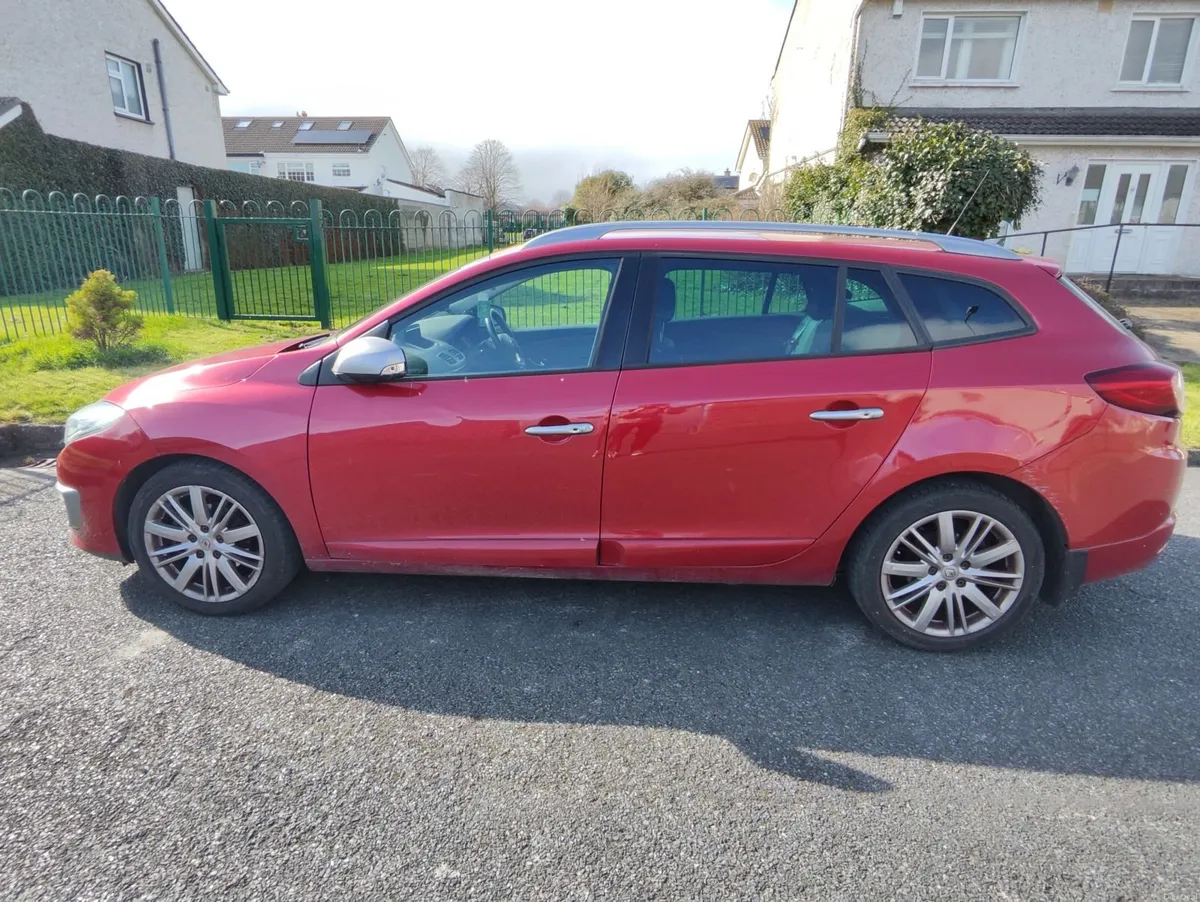 Renault Grand Megane GT Line 1.5 DCI 1 2015 - Image 3