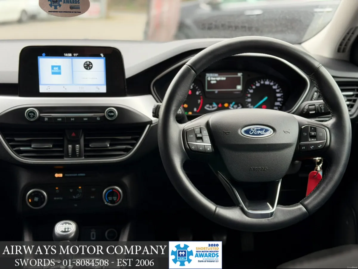 Ford Focus ZETEC 1.0 ECOBOOST 5DR - LOW KMS - Image 4