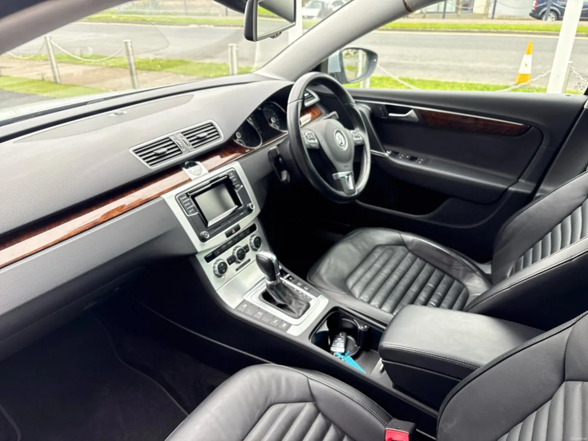 Volkswagen Passat 1.4L Petrol Automatic Highline - Image 3