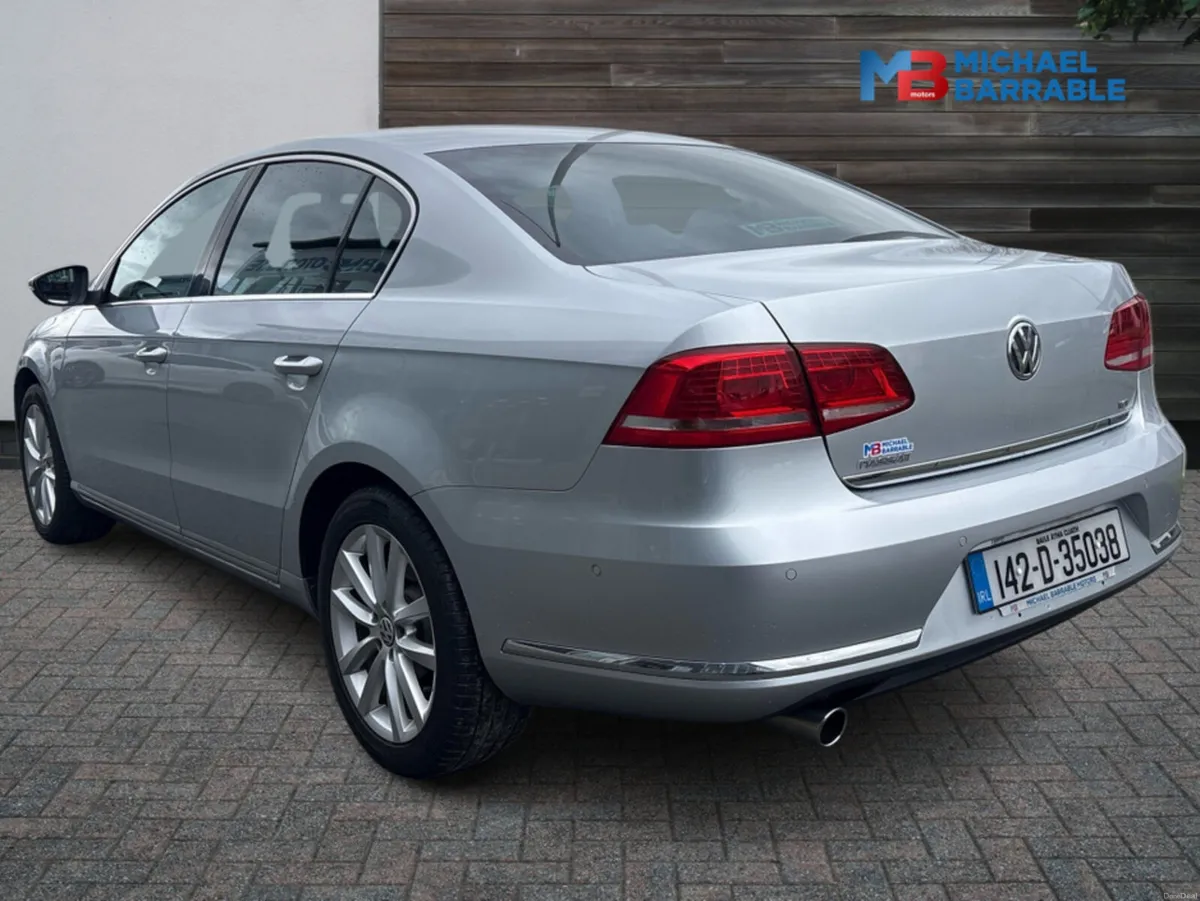 Volkswagen Passat 1.4L Petrol Automatic Highline - Image 4