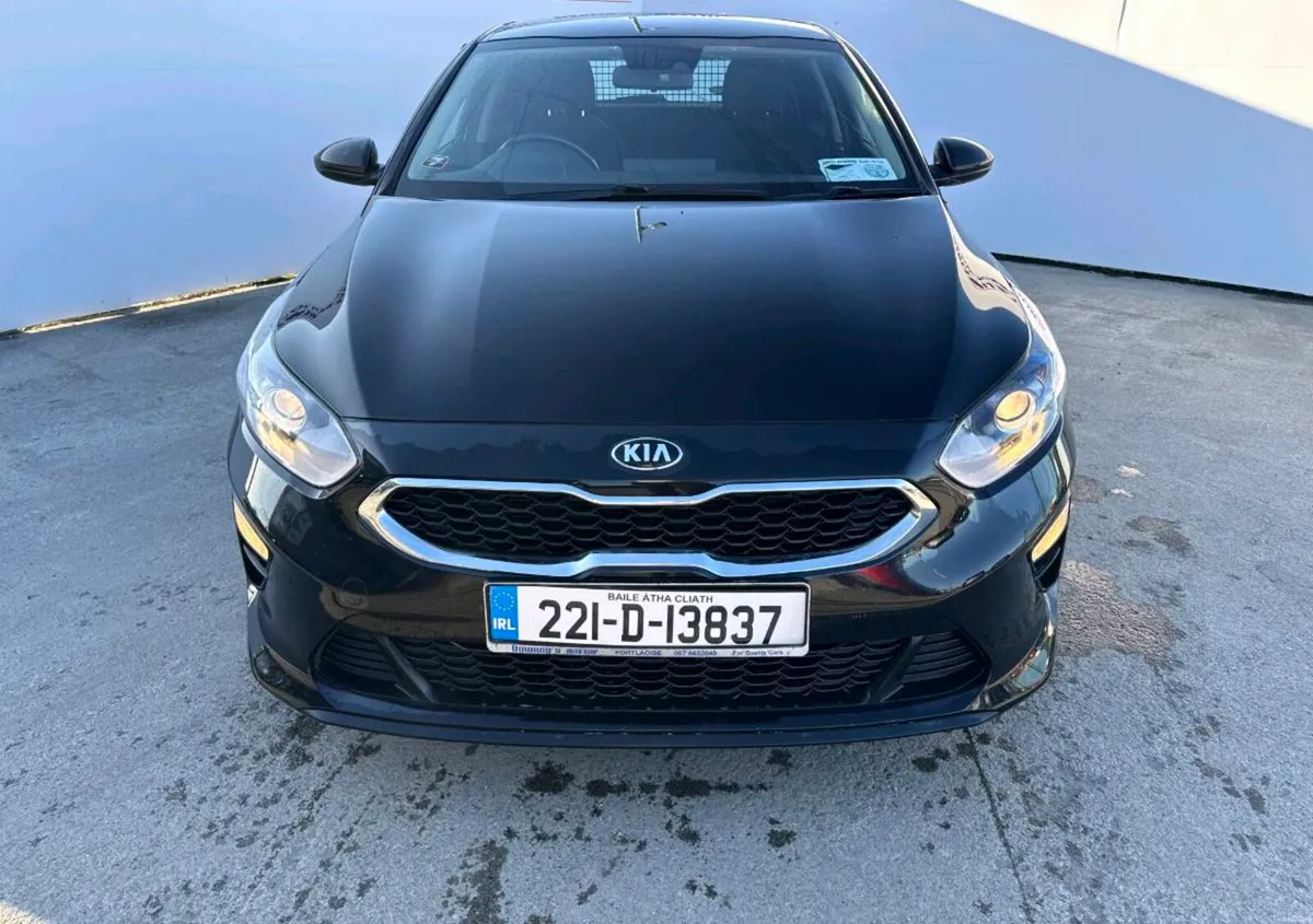 Kia Ceed 1.6 K2 Commercial 5DR - Image 1