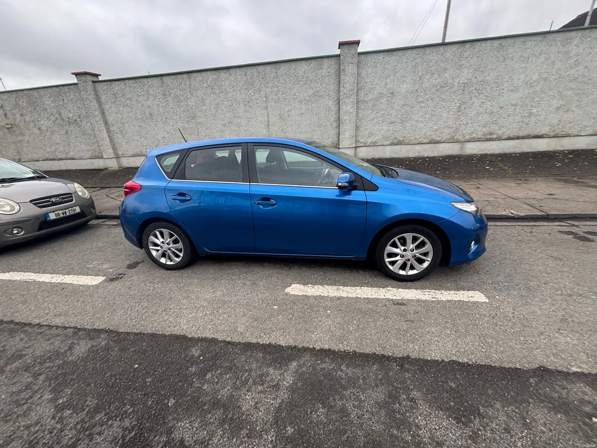 Toyota Auris 142 - Image 2