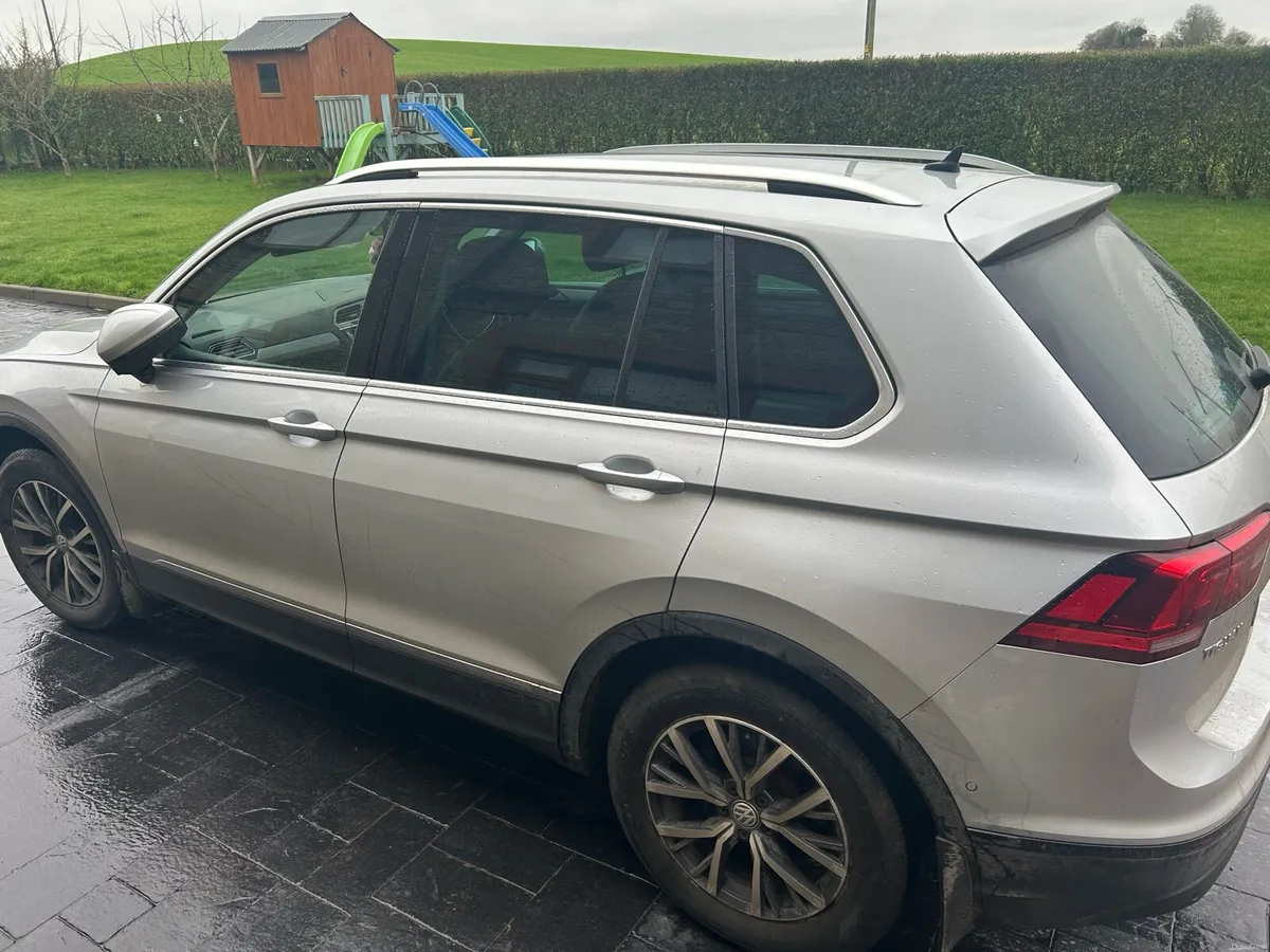 Volkswagen Tiguan - Image 1