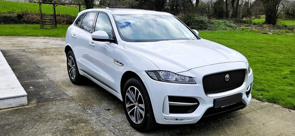 Jaguar F-Pace 2017 R SPORT 2.0D AWD - Image 1