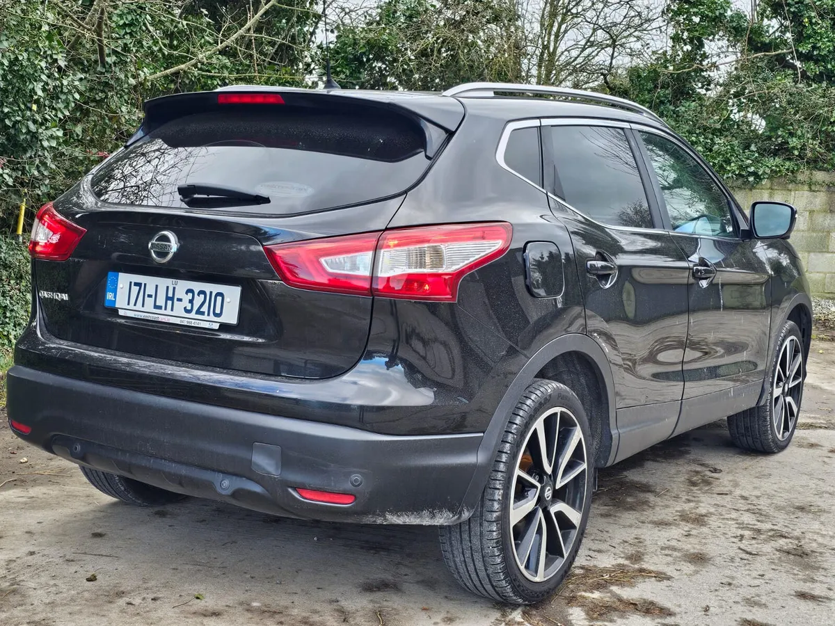 Nissan Qashqai 2017 1.2 petrol €6990 - Image 6