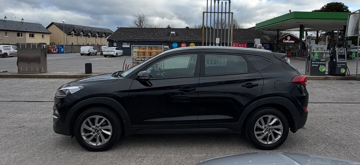 Hyundai Tucson 1.7 Nct&Tax - Image 4