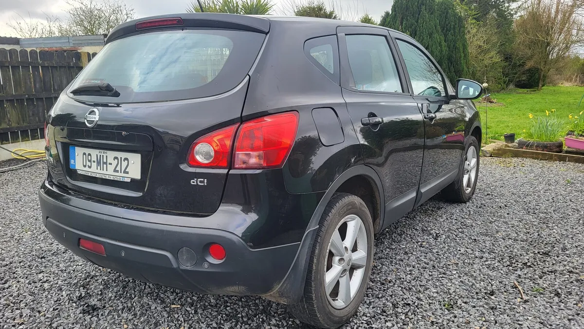 Nissan Qashqai 2009 - Image 2