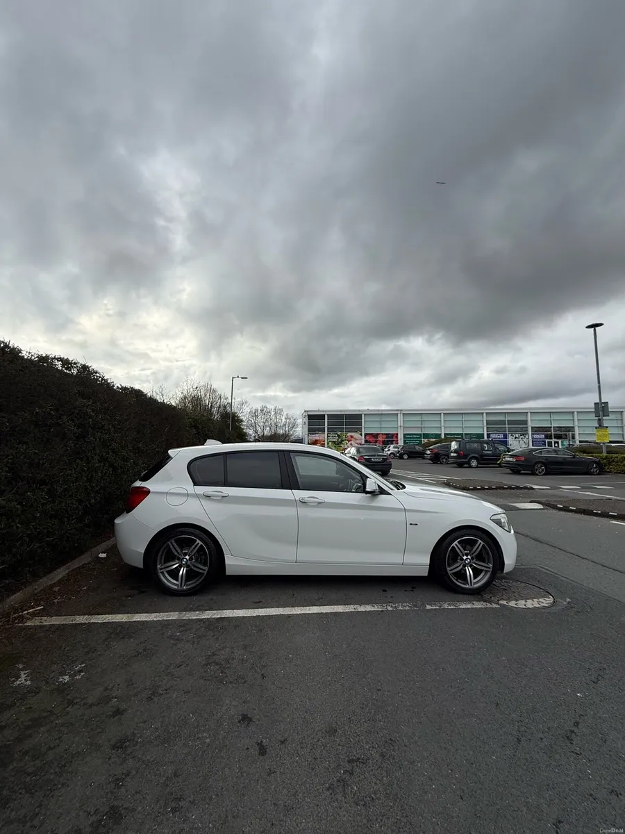 Bmw series 1 - Image 2