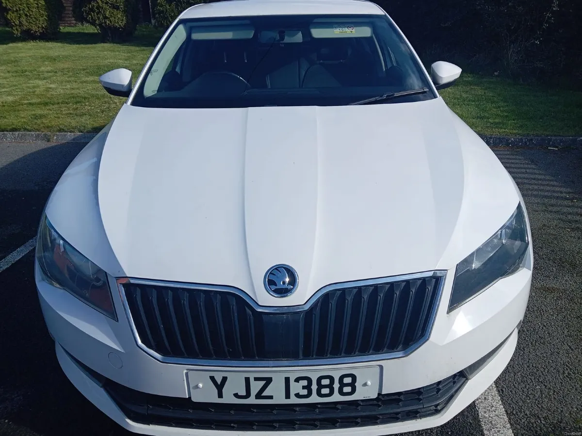 Skoda Superb 2016 - Image 1