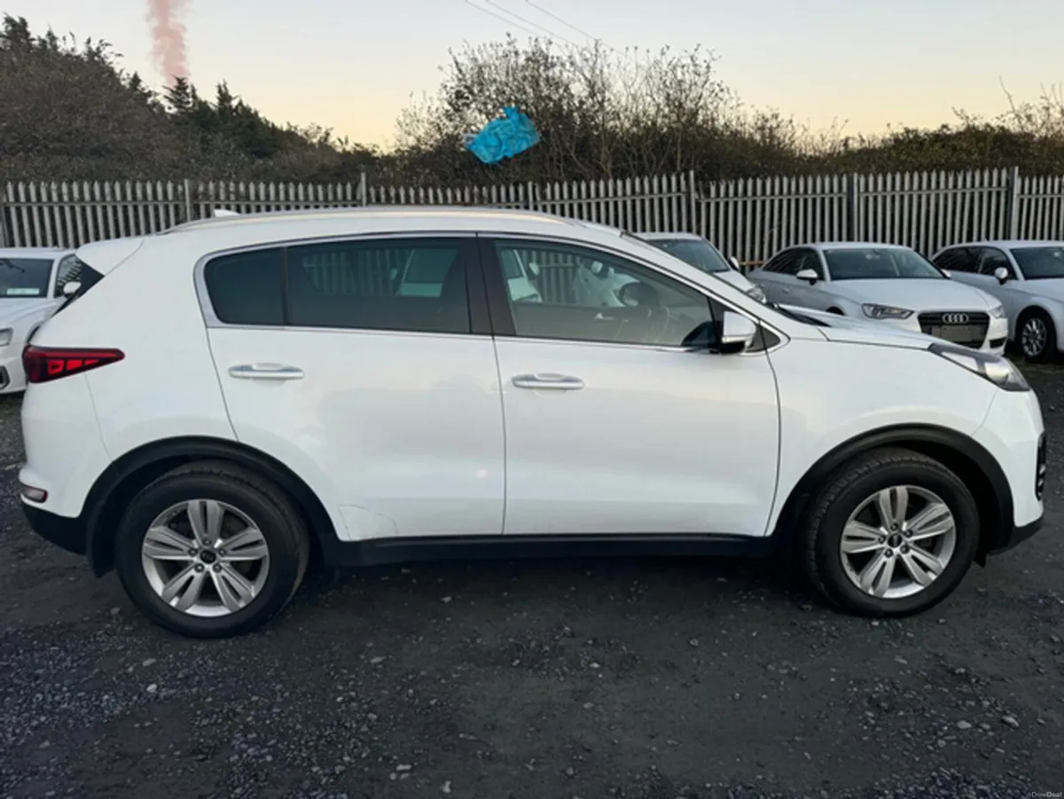 Kia Sportage 1.7 Diesel - Image 3