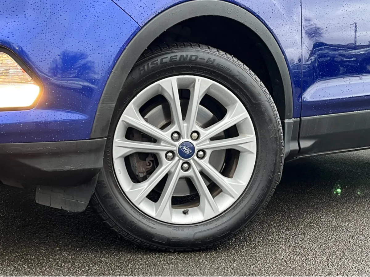 Ford Kuga 1.5 TDCI TITANIUM 120PS 2 2WD 5DR - Image 4